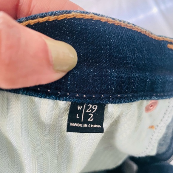 Abercrombie &Fitch High rise shorts - Picture 8 of 14